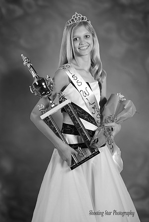 Cara_1 B-W.jpg