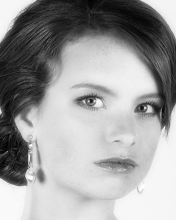 3154_jessica_bw_IR.jpg